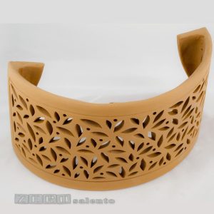 Applique terracotta a mezzaluna traforata …a parete TERIL03